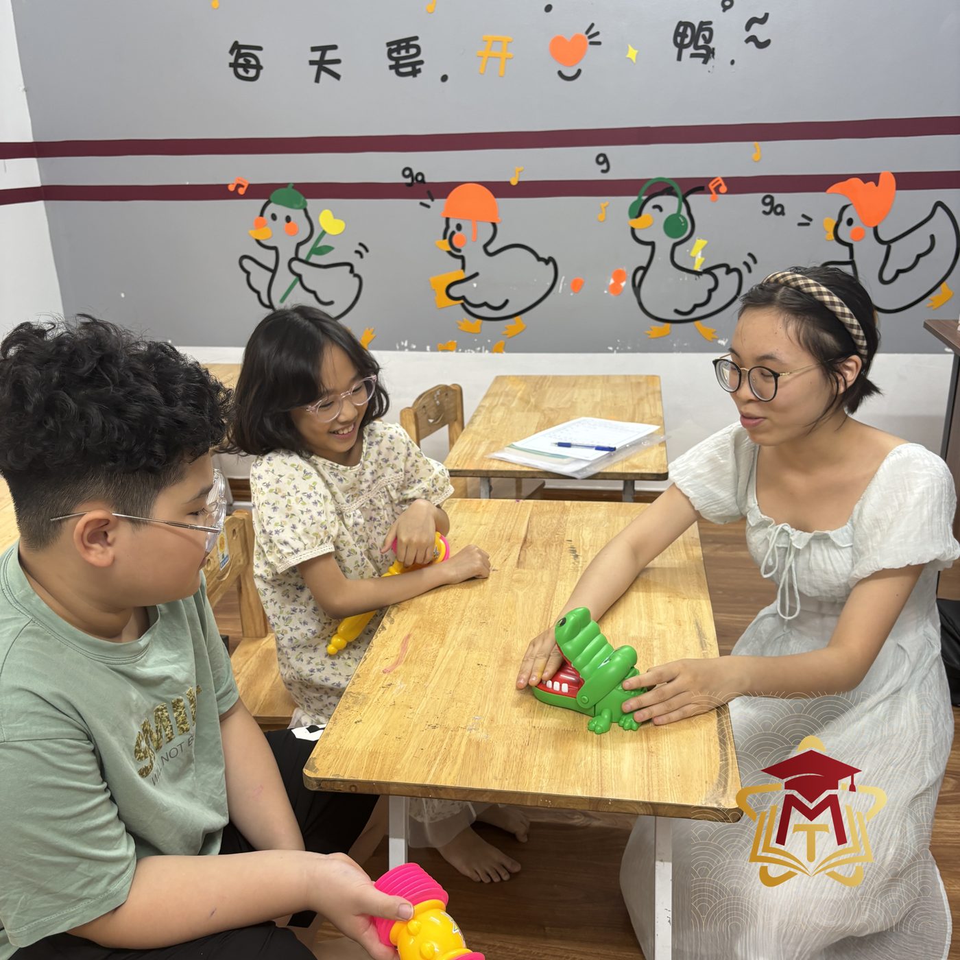 Lớp Tiếng Trung Trẻ Em Tại Minh Trí: Học Mà Chơi, Chơi Mà Học