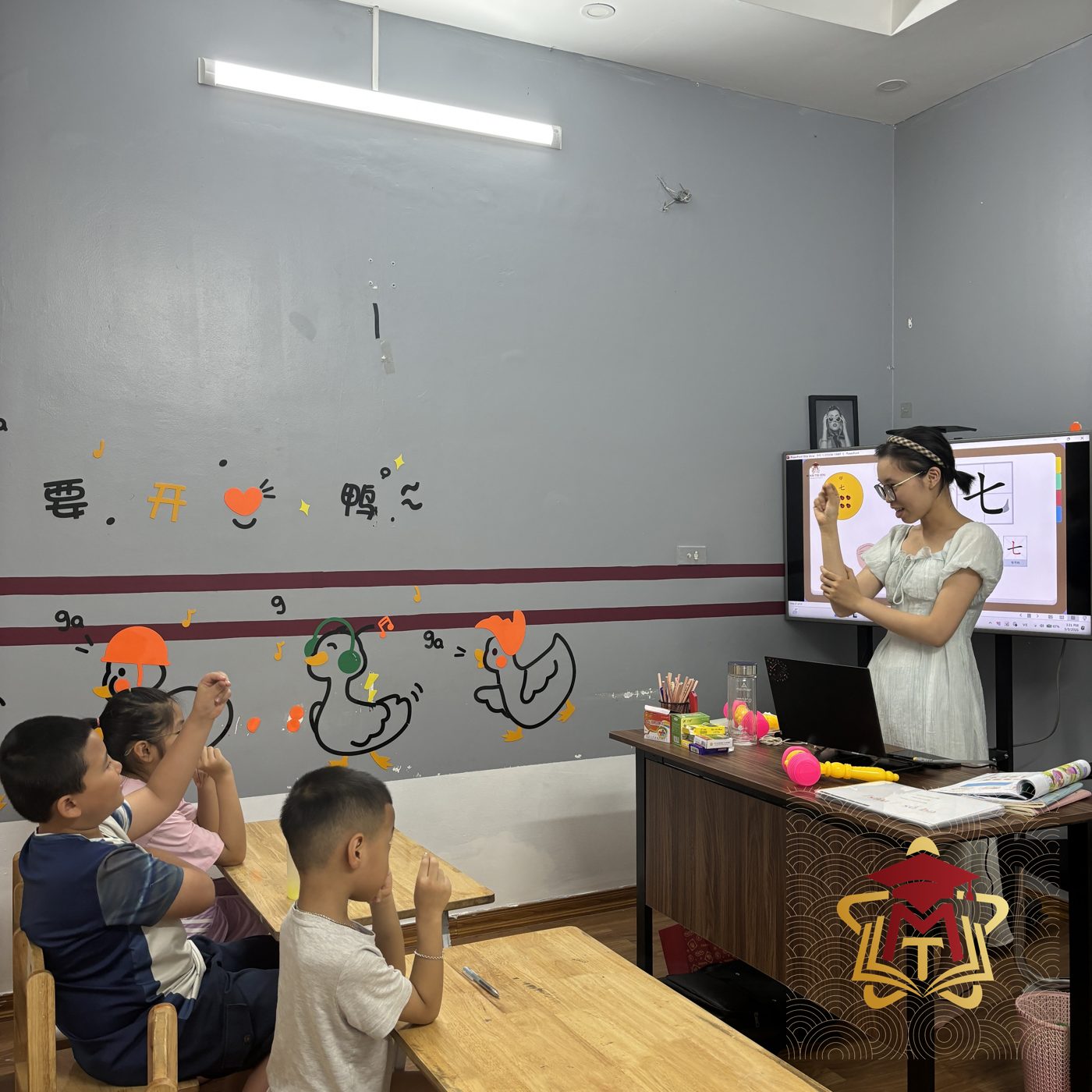 Giờ học với màn hình trực quan
